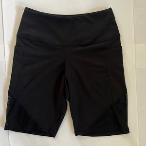 Zumba fitness woman’s size small black bike shorts Zin instructor Stretchy short